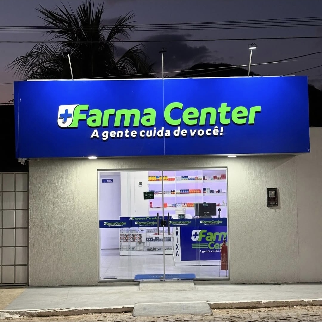 Fachada Farma Center